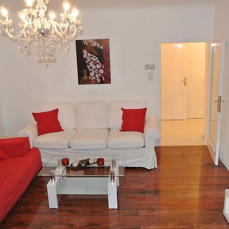 Apartment Paradies - U1 Station Altes Landgut Viena Cameră foto