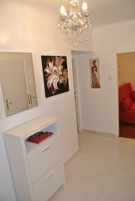 Apartment Paradies - U1 Station Altes Landgut Viena Cameră foto